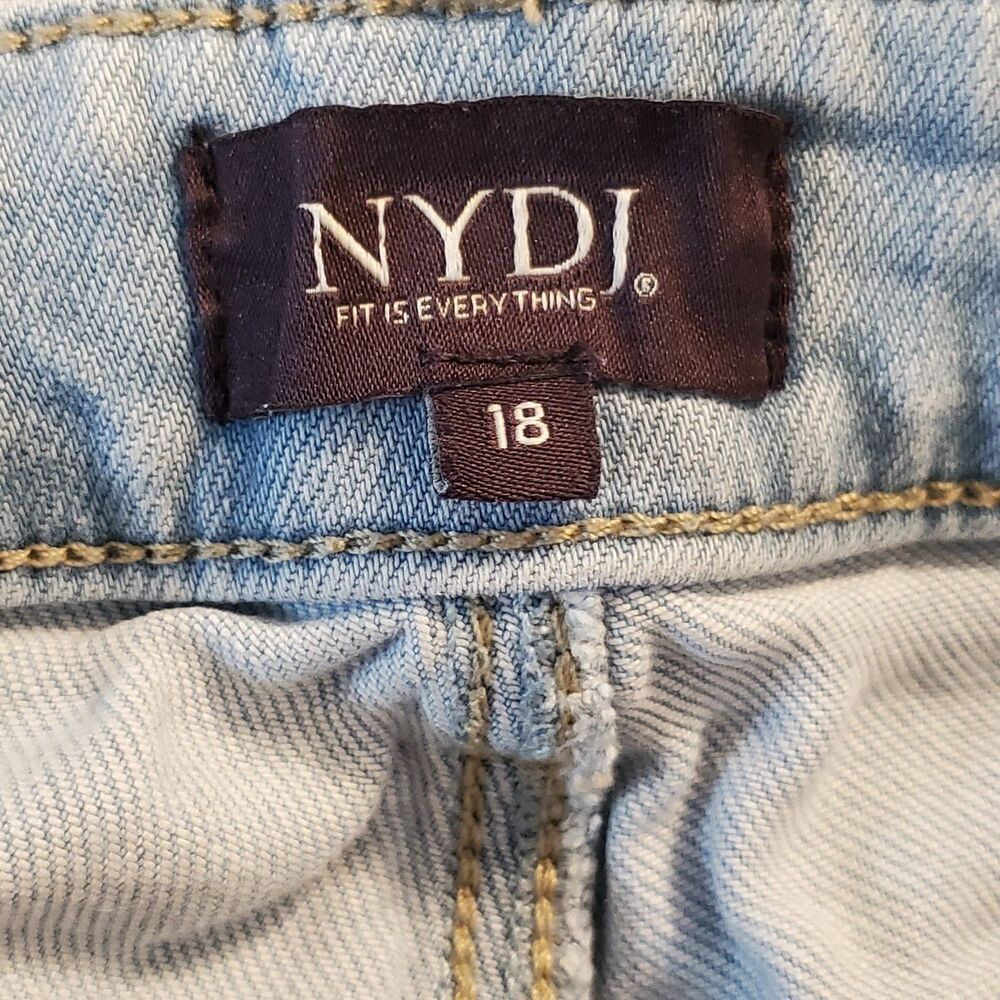 NYDJ Womens Sz 18 Petite Marilyn Straight Jeans Pamplona Ice - Picture 4 of 9